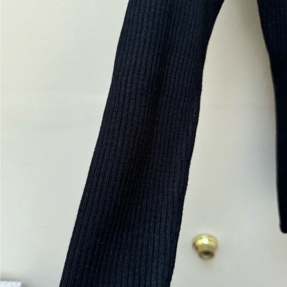 House of Harlow long sleeve top - Picture 2 of 6